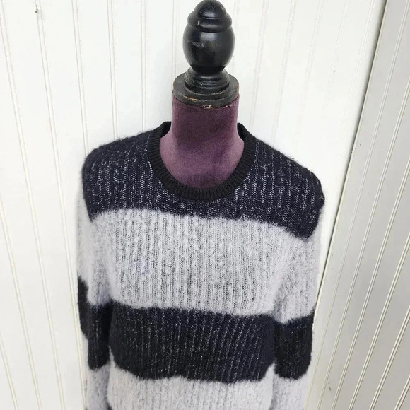 Inc International Concepts Fuzzy Sweater Black Gray Knit Top Soft Women's Sz M - Picture 3 of 12